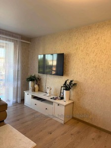 Купити квартиру, Миру вул., Шептицький (Червоноград), Сокальський район, id 5863003