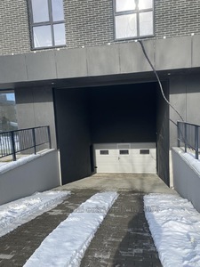 Аренда гаража, Паркоместо в подземном паркинге, Зеленая ул., 151, Львов, Сыховский район, id 3663103