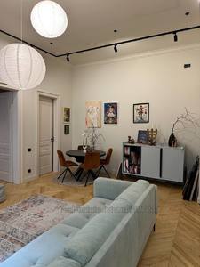 Buy an apartment, Austrian, Tarnavskogo-M-gen-vul, Lviv, Lichakivskiy district, id 5733686