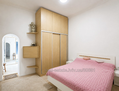 Купити квартиру, Вічева пл., Львів, Галицький район, id 5859079