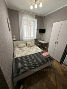 Buy an apartment, Austrian, Pidmurna-vul, Lviv, Galickiy district, id 5883221
