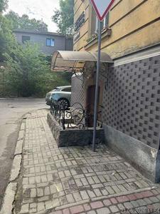 Зняти комерційну нерухомість, Фасадне з окремим входом, Руставелі Ш. вул., Львів, Галицький район, id 5845291