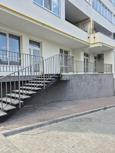 Аренда коммерческой недвижимости, Фасадное с отдельным входом, Бережанская ул., Львов, Сыховский район, id 5900524