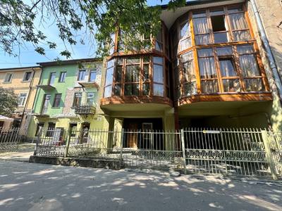 Купити будинок, Котедж, Героїв УПА вул., Львів, Франківський район, id 5889722