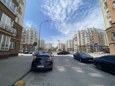 Купить коммерческую недвижимость, Фасадное с отдельным входом, Стрыйская ул., Львов, Сыховский район, id 5889978