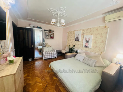 Купити квартиру, Чешка, Величковського І. вул., Львів, Шевченківський район, id 5790145