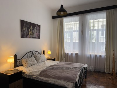 Rent an apartment, Austrian luxury, Teslenka-A-vul, Lviv, Galickiy district, id 5892471
