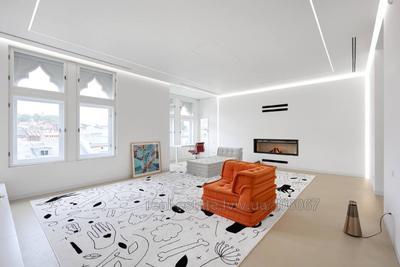 Rent an apartment, Austrian, Shevchenka-T-vul, Lviv, Galickiy district, id 5881976