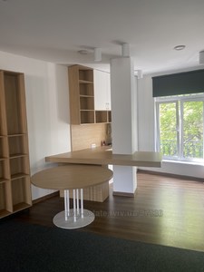 Commercial real estate for rent, Multifunction complex, Chornovola-V-prosp, Lviv, Galickiy district, id 5862350