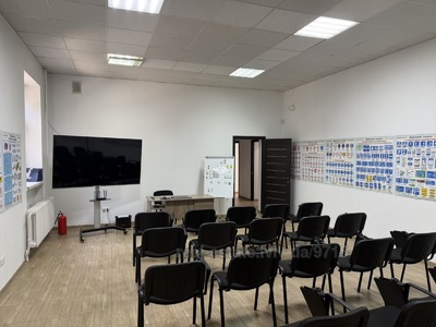 Купити комерційну нерухомість, Нежитловий фонд, Перфецького Л. вул., Львів, Франківський район, id 5877189
