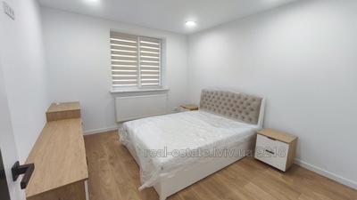 Rent an apartment, Navariis'ka, Solonka, Pustomitivskiy district, id 5893133