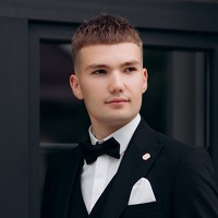 Inside Віталій